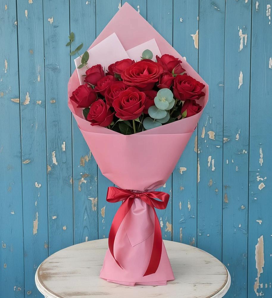 Букет цветов из: Розы в Посёлок Центральной усадьбы совхоза Озёры