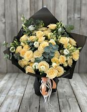Букет цветов из:  Розы и Лизиантусы в Посёлок Центральной усадьбы совхоза Озёры