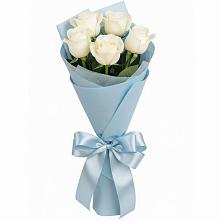 Букет 5 Белых роз Проуд в Посёлок Центральной усадьбы совхоза Озёры