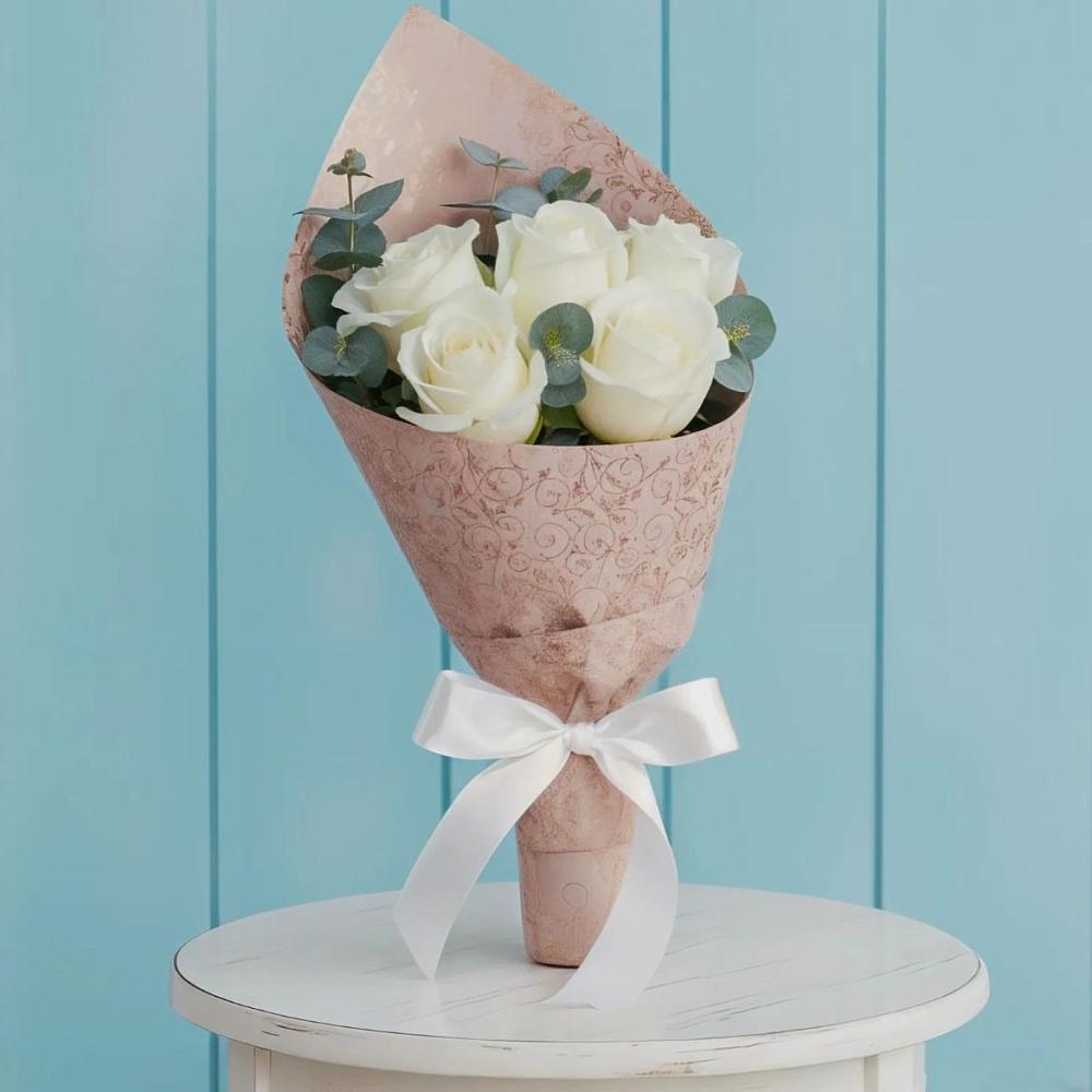 Букет цветов из: Розы в Посёлок Центральной усадьбы совхоза Озёры