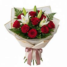 Букет цветов из:  Лилии и Розы в Посёлок Центральной усадьбы совхоза Озёры