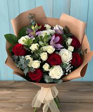 Букет цветов из:  Розы и Альстромерии в Посёлок Центральной усадьбы совхоза Озёры