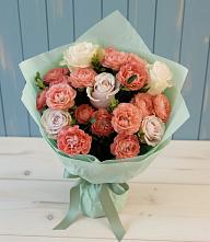 Букет цветов из:  Розы в Посёлок Центральной усадьбы совхоза Озёры