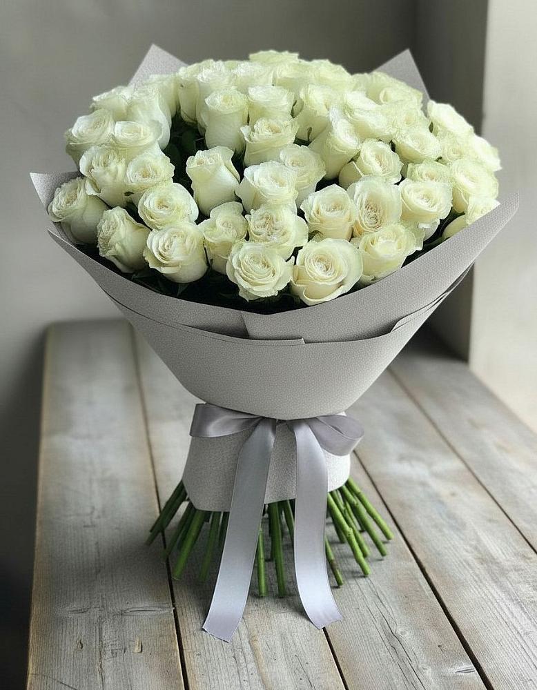 Букет 35 Белых роз в Посёлок Центральной усадьбы совхоза Озёры