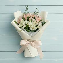 Букет цветов из:  Альстромерии в Посёлок Центральной усадьбы совхоза Озёры