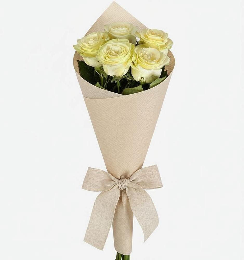 Букет цветов из: Розы в Посёлок Центральной усадьбы совхоза Озёры