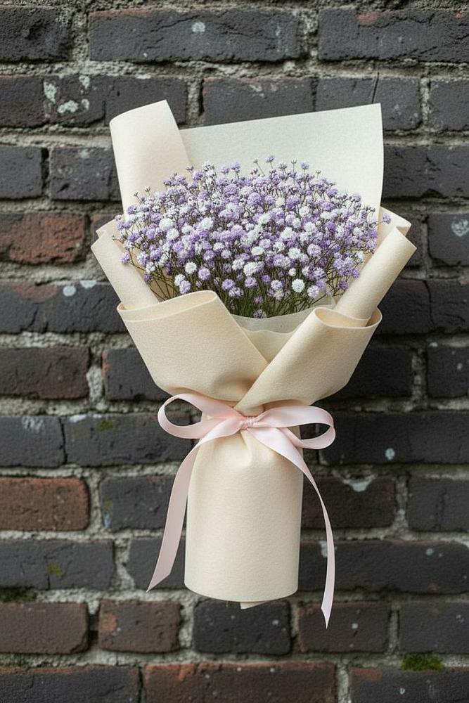 Букет цветов из: Гипсофила в Посёлок Центральной усадьбы совхоза Озёры