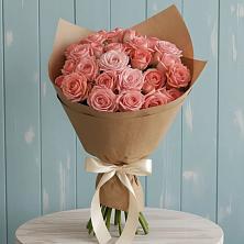 Букет цветов из:  Розы в Посёлок Центральной усадьбы совхоза Озёры