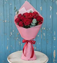 Букет цветов из:  Розы в Посёлок Центральной усадьбы совхоза Озёры