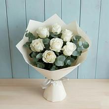 Букет Белые розы в Эвкалипте в Посёлок Центральной усадьбы совхоза Озёры