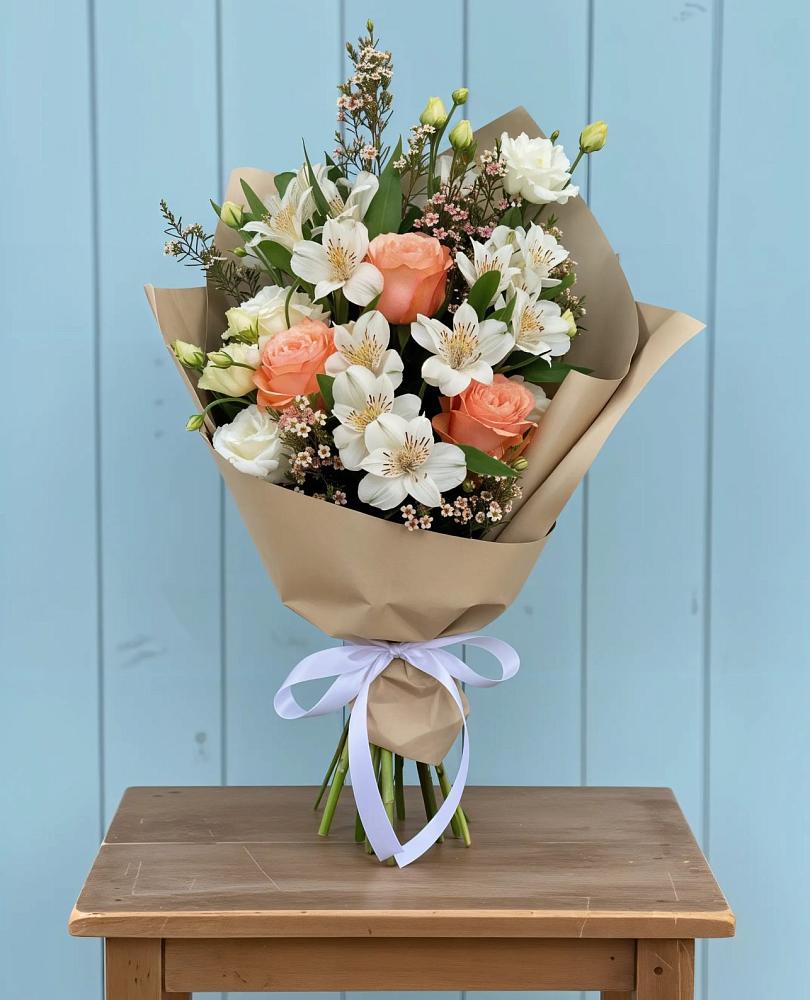 Букет цветов из: Альстромерии, Лизиантусы, Розы и Хризантемы в Посёлок Центральной усадьбы совхоза Озёры